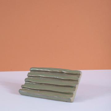 Porte Savon en grès façonné, vert mousse [1]