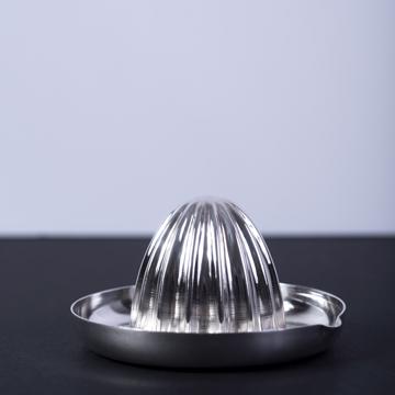 Presse agrume en métal argenté, argent [1]