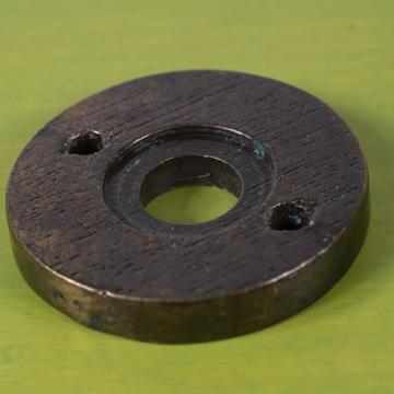 Rondelles et plaques de propreté, bronze, bois [2]