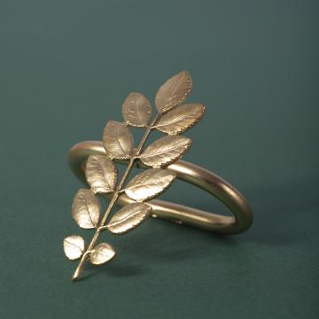 Leaves napkin rings in plated copper, mat gold, rose [1]