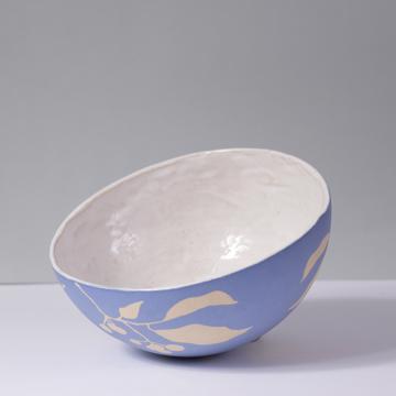 Berries salad bowl in stamped stoneware