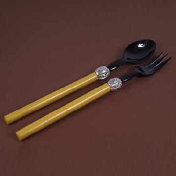 Salade Set Walnut design in wood and horn, yellow orange, silver ring [1]