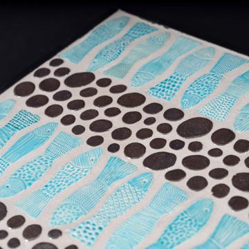 Small fish coffee table, multicolor [2]