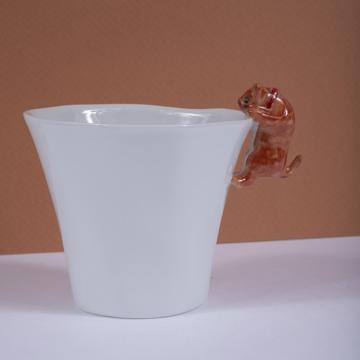 Cat cup in Limoges porcelain