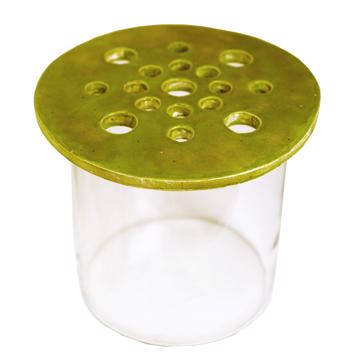 Disque pique-fleurs en faïence , vert pomme, 17 cm de diam.
