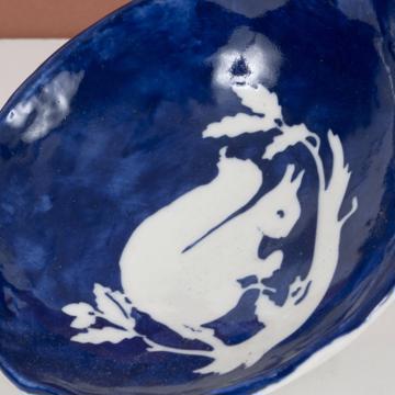 Coupelle Pochoir en porcelaine estampé, bleu foncé, ecureuil [2]