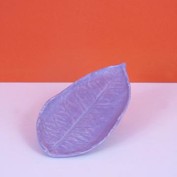 Petite feuille citronnier en faïence, lila [1]