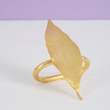 Leaves napkin rings in plated copper, mat gold, laurel [1]