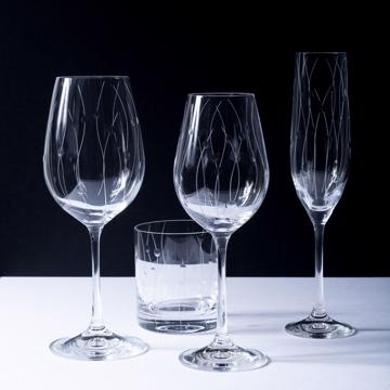 Wave glasses set in engraved crystal